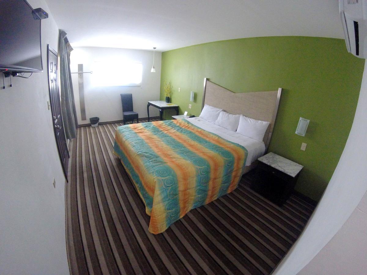 Las Torres Hotel Мехикали Екстериор снимка