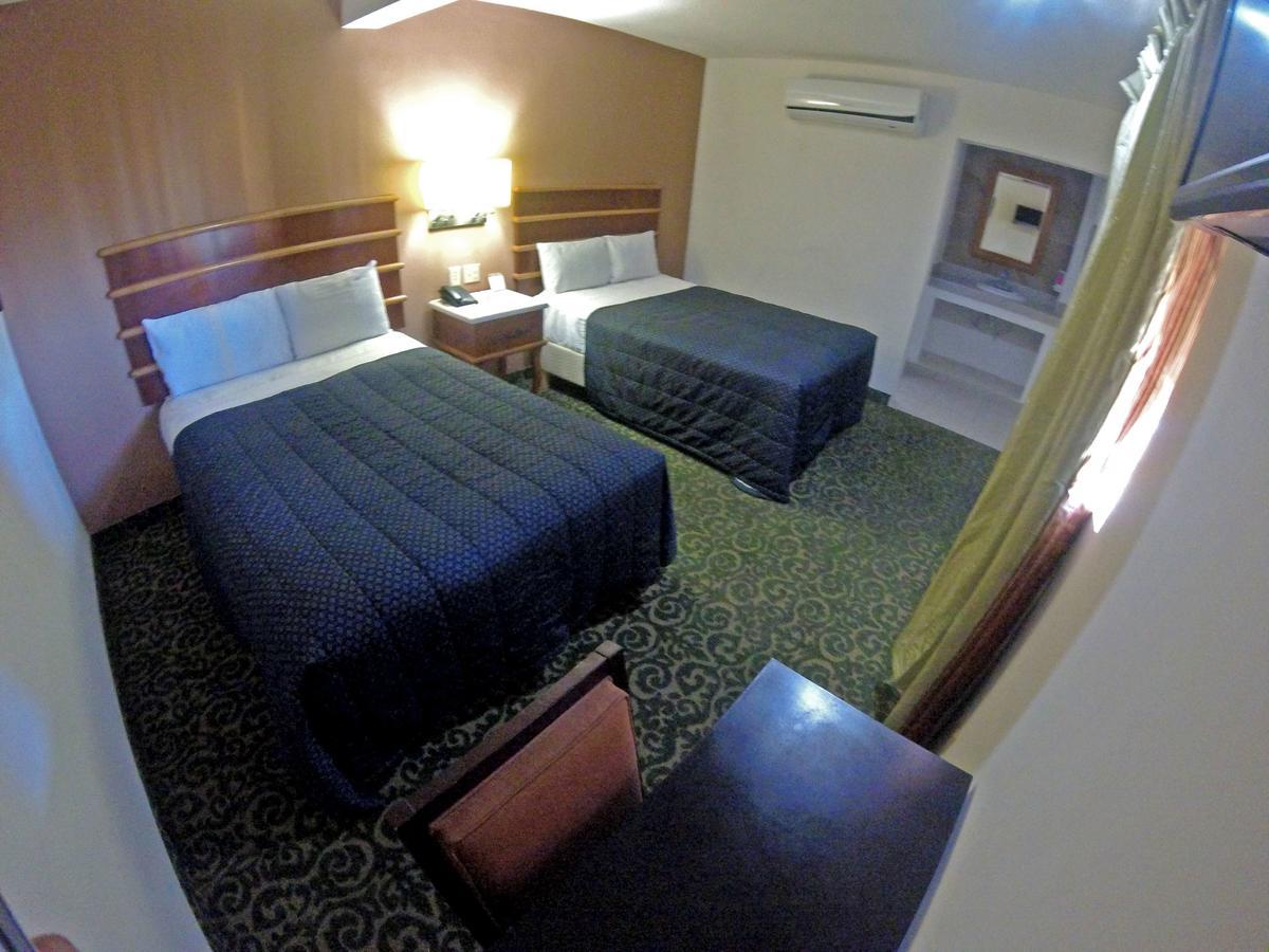 Las Torres Hotel Мехикали Екстериор снимка