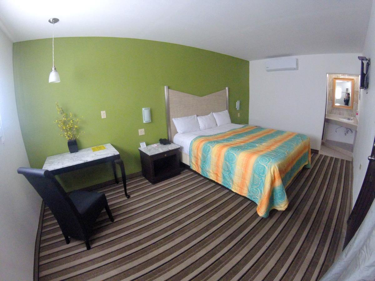Las Torres Hotel Мехикали Екстериор снимка