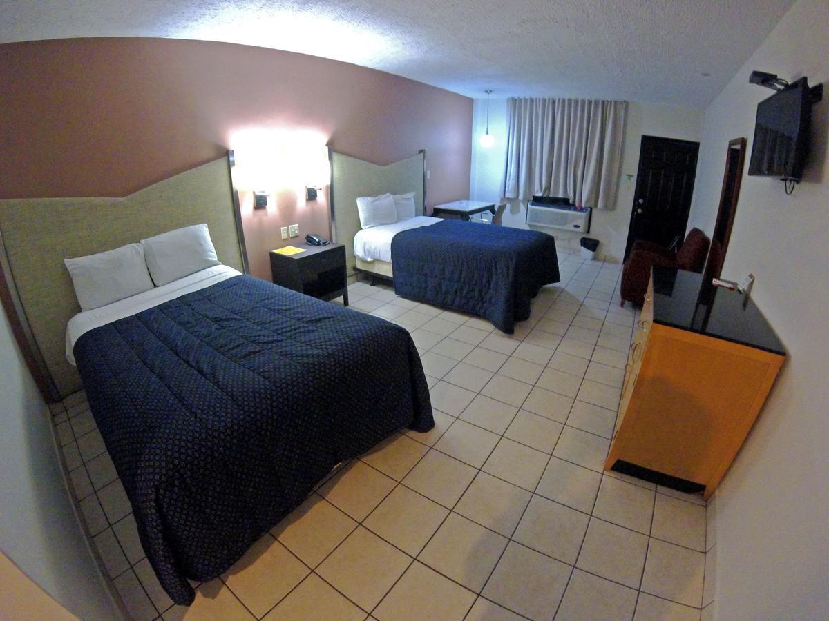 Las Torres Hotel Мехикали Екстериор снимка