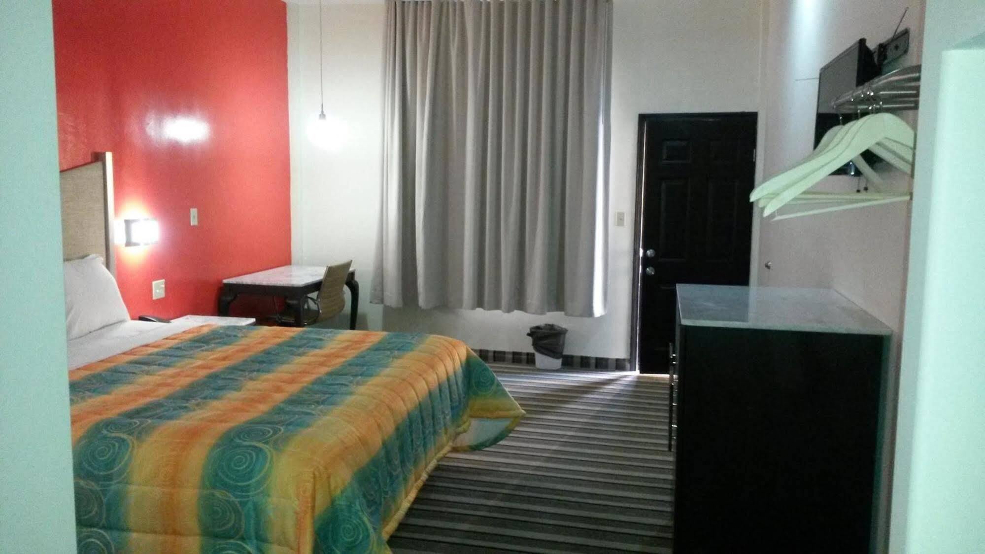 Las Torres Hotel Мехикали Екстериор снимка